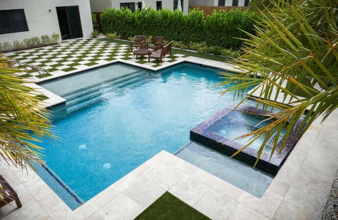 Boca Raton-SoFlo Pool Decks and Pavers of Boynton Beach